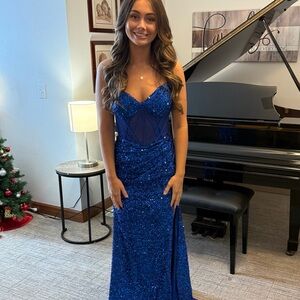Elegant Blue Sequin Evening Gown